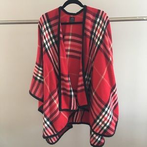 V Fraas red plaid ruana cape warm